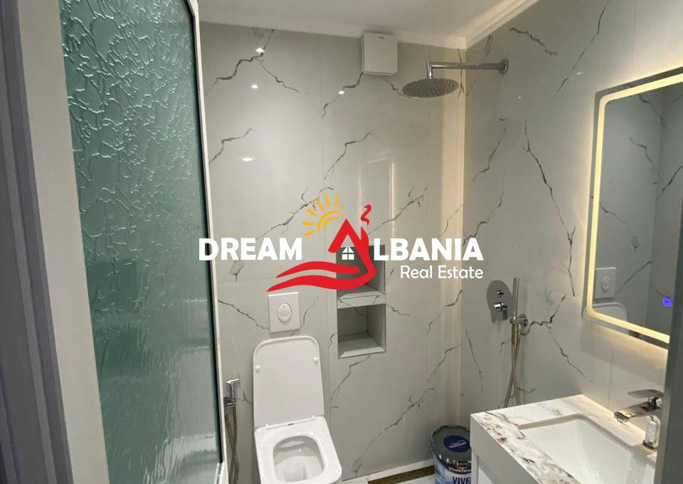 ambient biznesi me qera rruga e durresit (7)