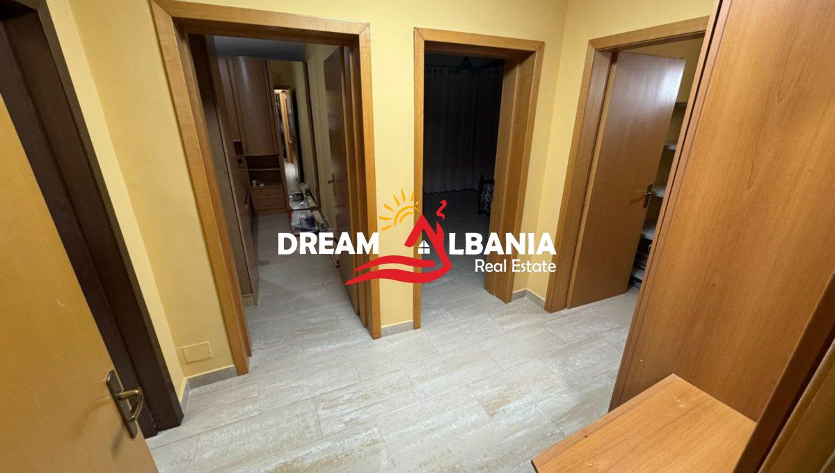 WhatsApp Image 2025-08-18 at 16.20.01