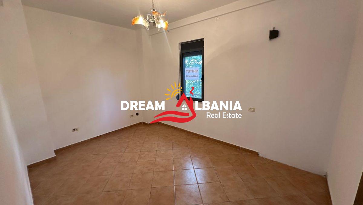 Apartament 2+1+2 ne shitje ne rrugen e Kavajes prane Square 21 (ID 41212021) (8)