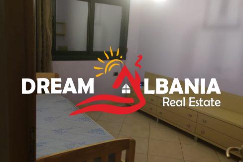 Jepet me qera apartament 2+1 ne rrugen Ferit Xhajko prane tregut te Medresese (ID ) (3)