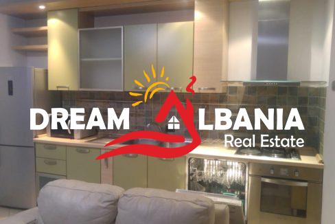 Jepet me qera apartament 2+1 ne rrugen Ferit Xhajko prane tregut te Medresese (ID ) (7)