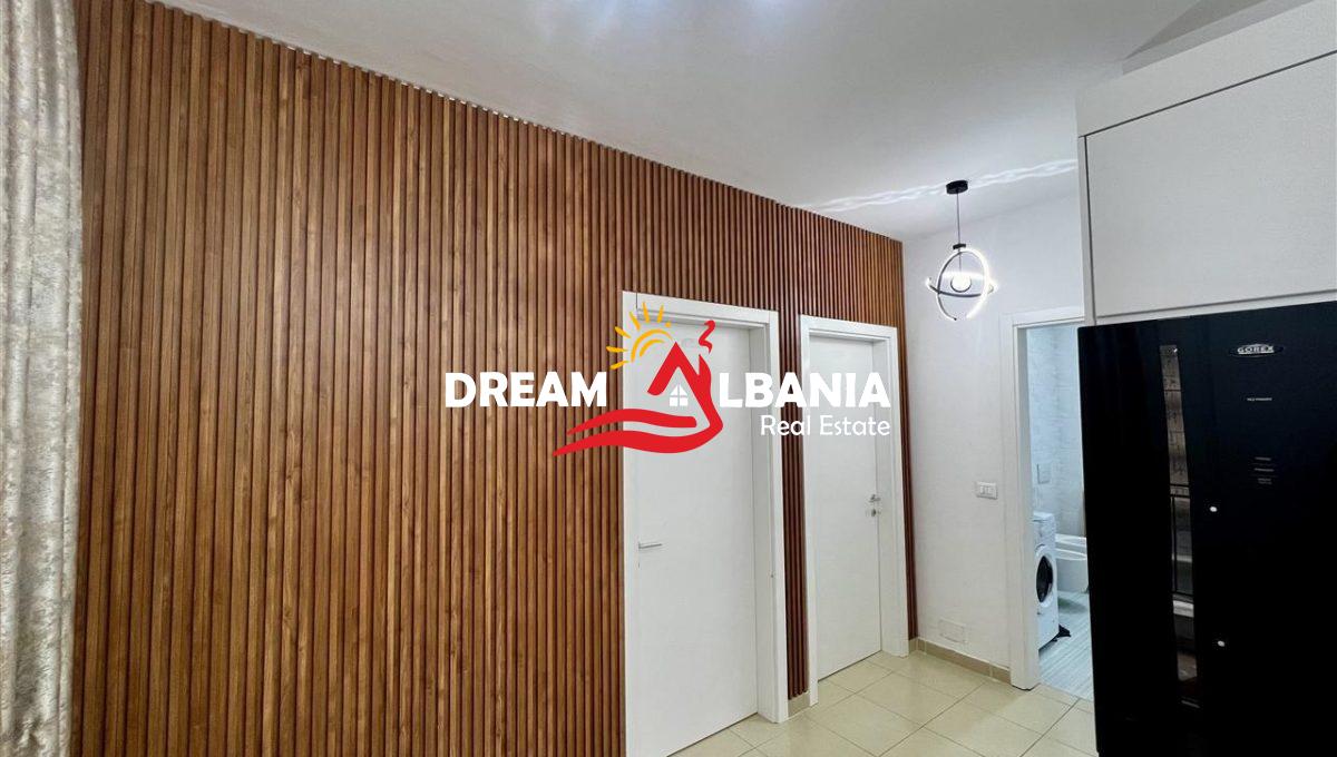 apartament 2+1 me qera bulevardi i ri (1)