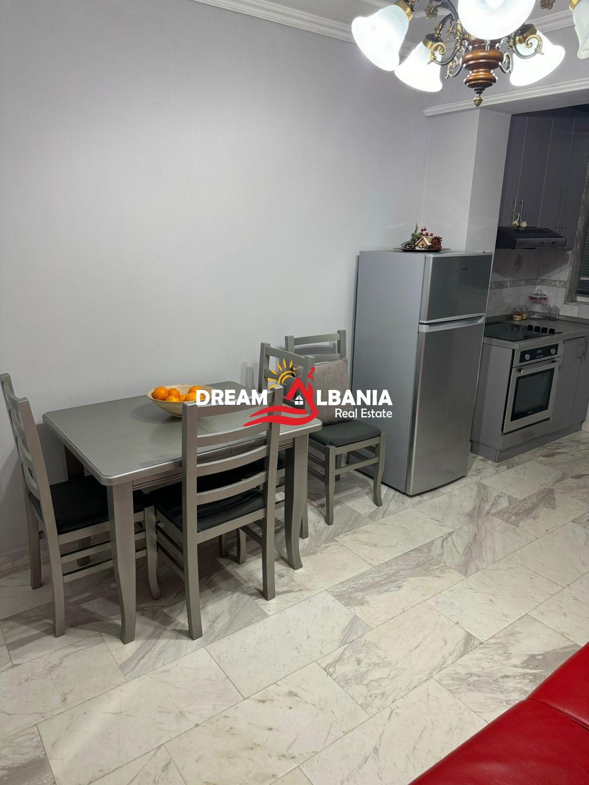 Mihal Popi Caddesi’nde kiralık 1+1 daire (ID 4219474)