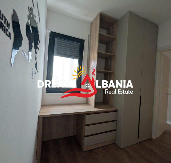 efff0873-3824-44a8-8724-a45603c61c17