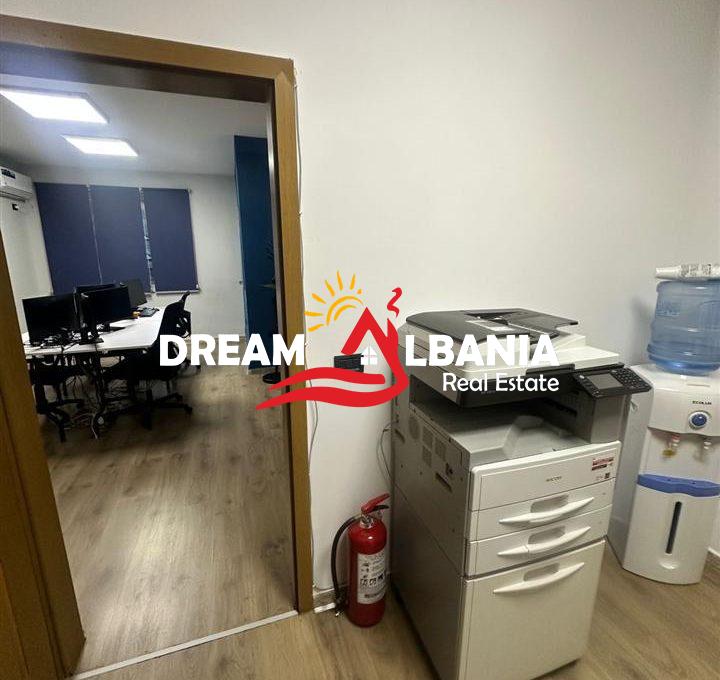 zyre-me-qera-bllok-e-mobiluar (3)