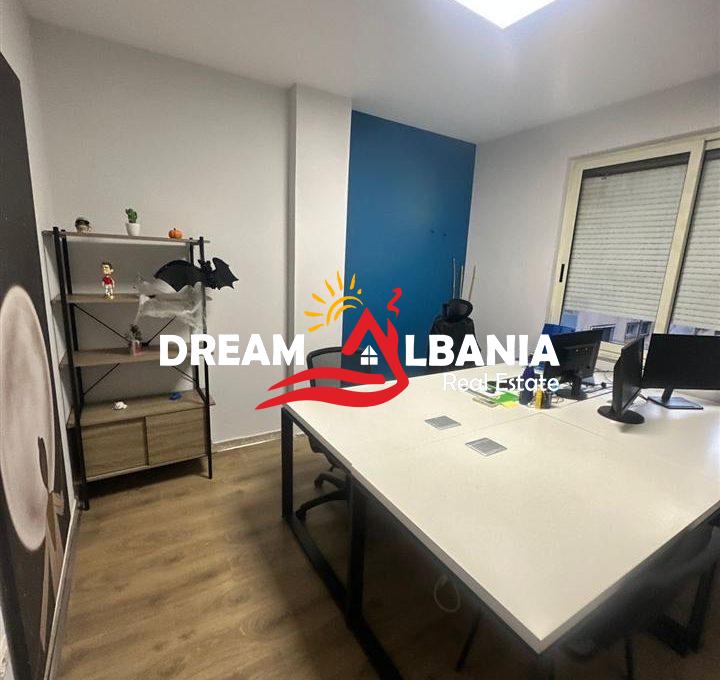 zyre-me-qera-bllok-e-mobiluar (4)