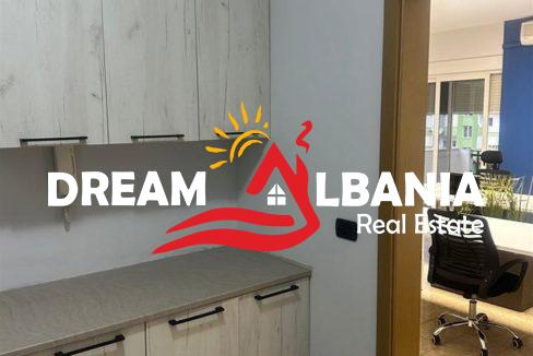 zyre-me-qera-rruga-pjeter-bogdani-bllok (6)