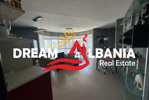 593b80e9-fb21-4c8c-93ee-2a097300bc8f