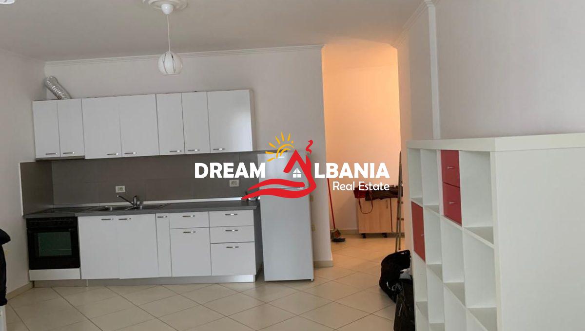 96d8f851-0f04-4ab8-8ee8-445b09cb99c3