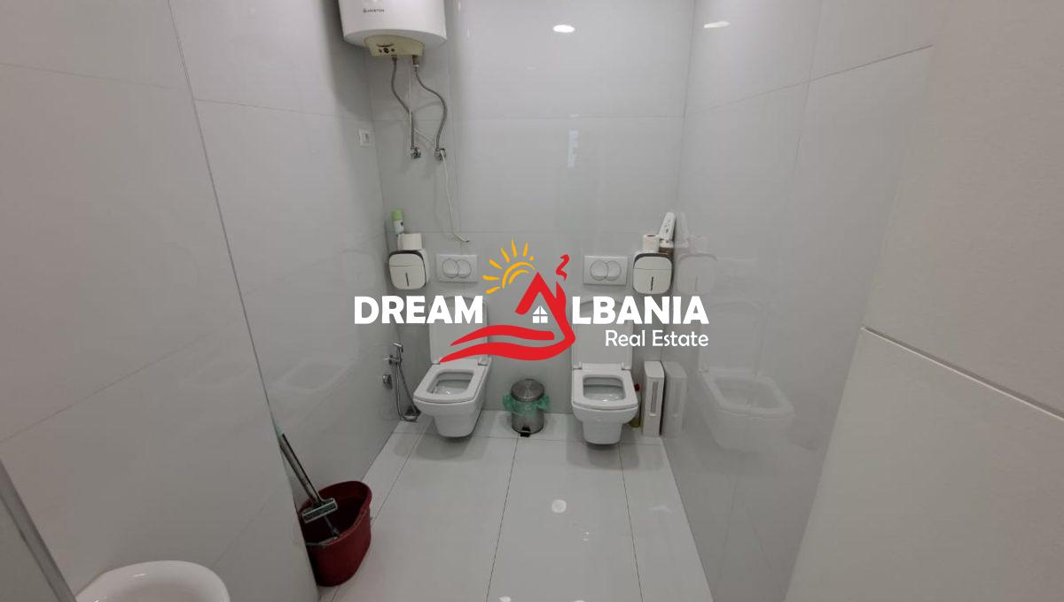 Ambient Biznesi ne shitje don bosko (10)