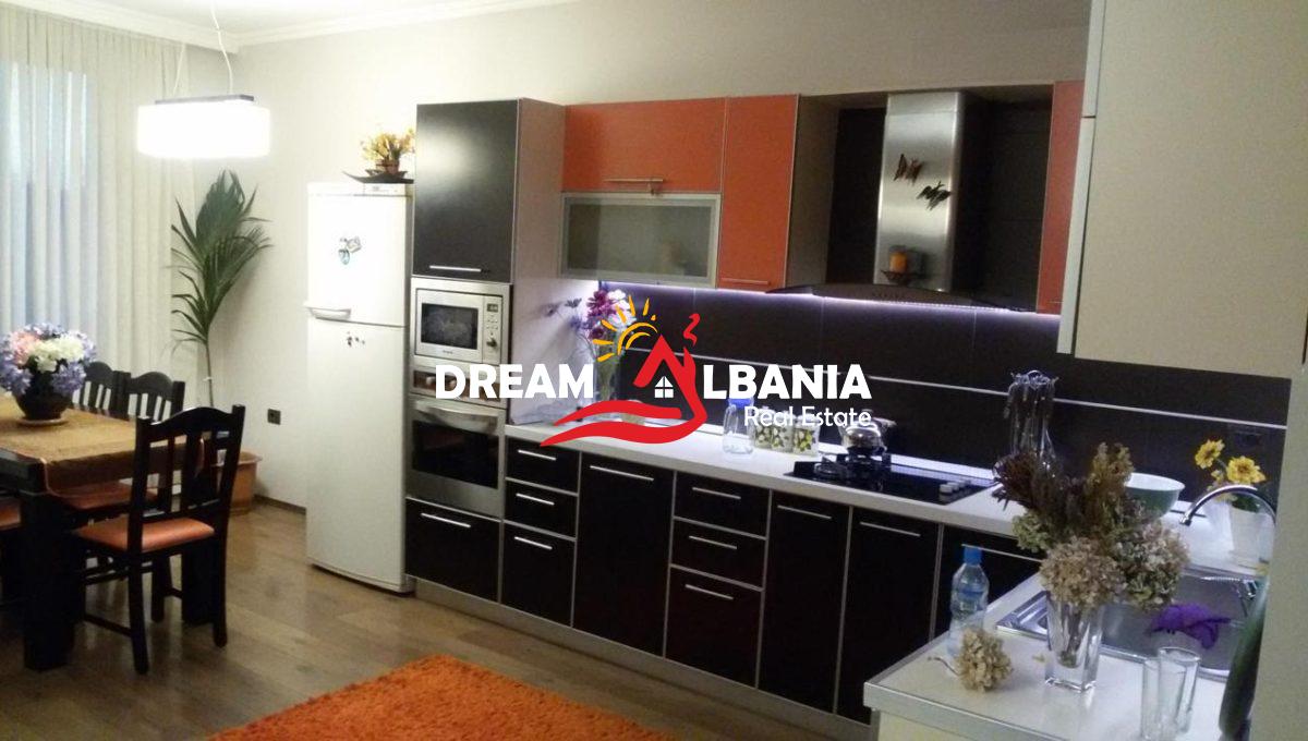 Jepet me qera apartament 2+1 ne rrugen e Dibres tek Selvia (ID 42215442) (8)