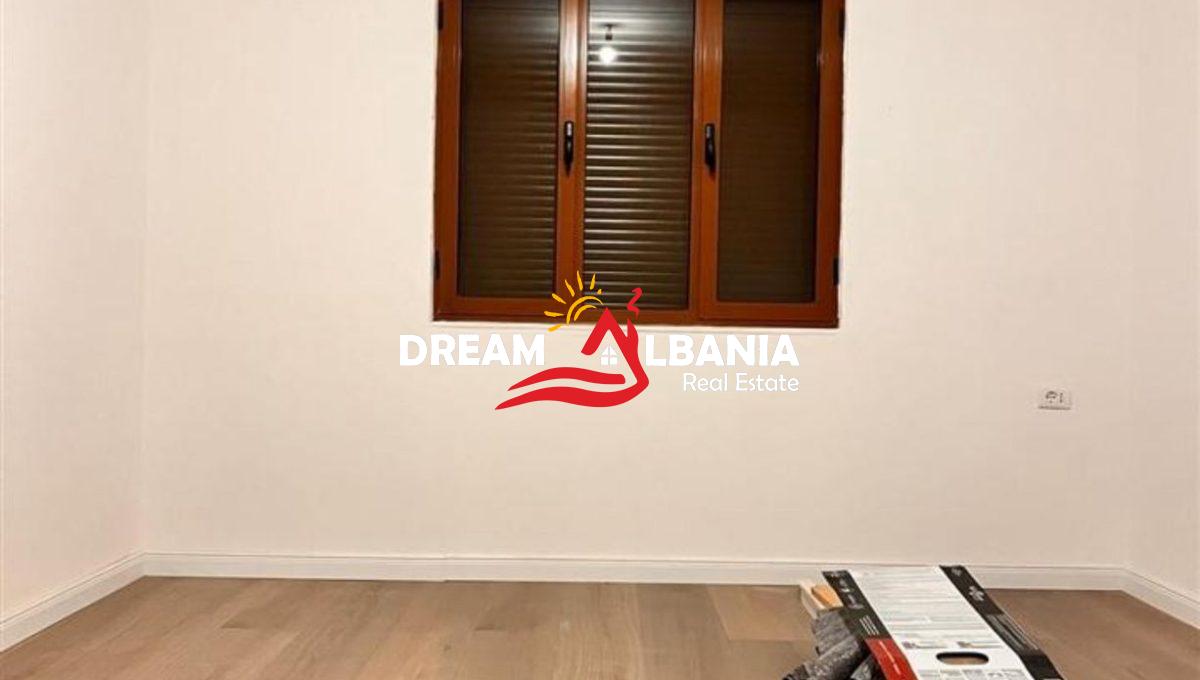 WhatsApp Image 2025-12-08 at 11.56.48 AM (2)