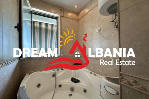 fe8efea8-4186-4e70-8e22-8f8b4b9b2518