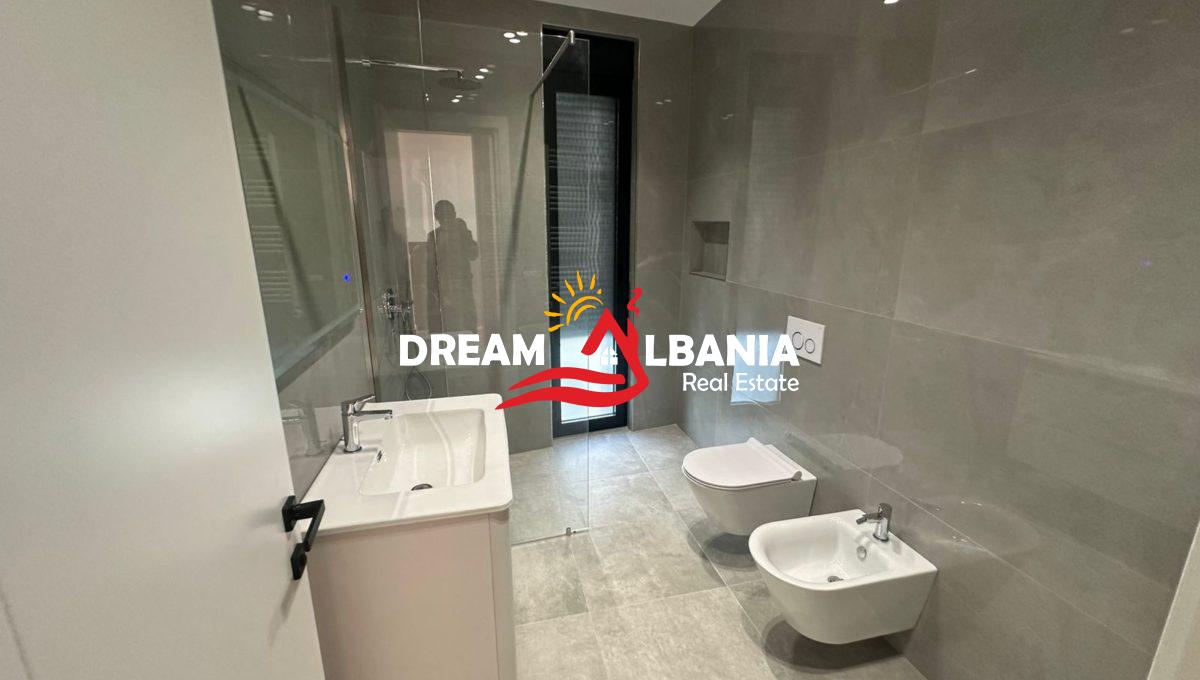 jepet me qera vile prane teg 4251430 (13)