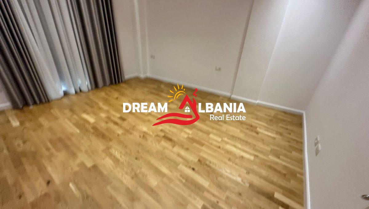 jepet me qera vile prane teg 4251430 (15)