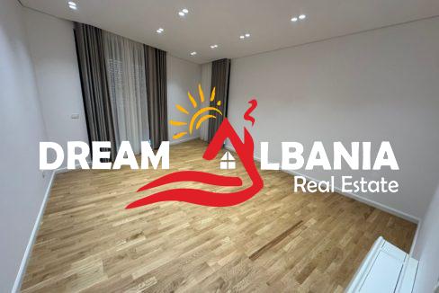 jepet me qera vile prane teg 4251430 (28)