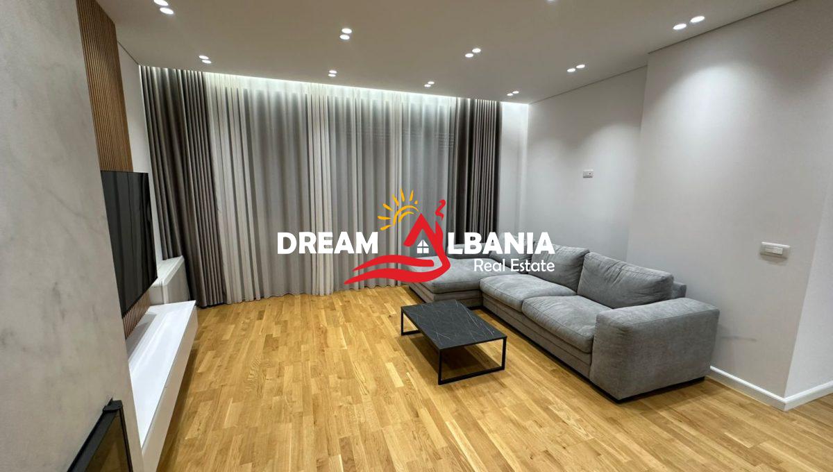 jepet me qera vile prane teg 4251430 (5)