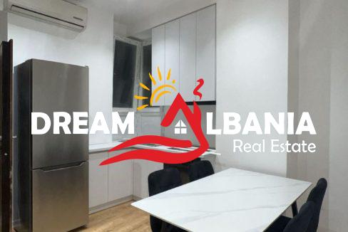 Jepet me qera apartament 1+1 ne rrugen e Barrikadave prane Gjimnazit Sami Frasheri (42111513)