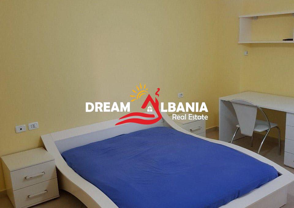 Jepet me qera apartament 2+1+2 ne rrugen e Barrikadave prane Gjimanzit Sami Frasheri (ID 42215457) (7)