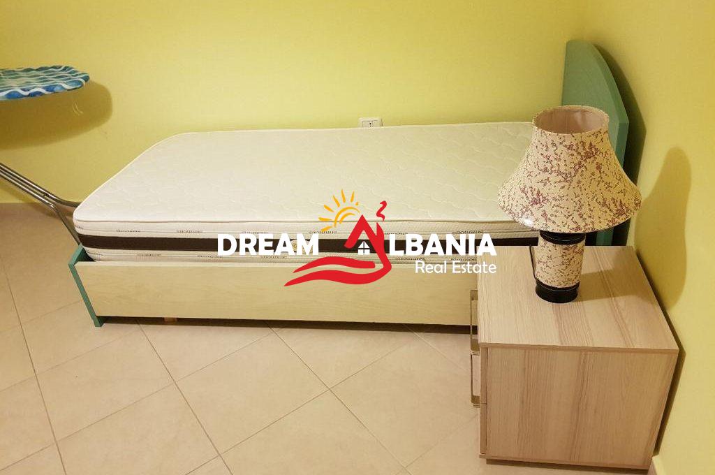 Jepet me qera apartament 2+1+2 ne rrugen e Barrikadave prane Gjimanzit Sami Frasheri (ID 42215457) (8)