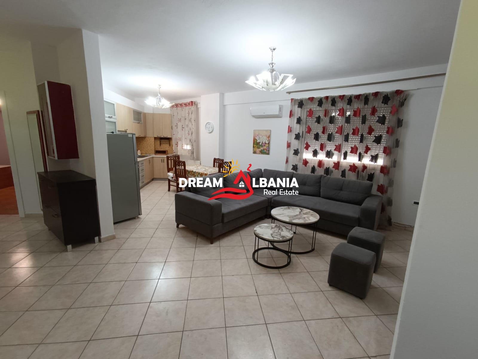 Ambient zyre bosh me qera ne rrugen Lidhja e Prizrenit te Garda, Tirane (ID 42215485)