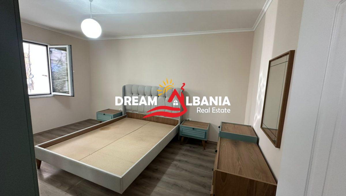 Shitet apartament 1+1 ne bulevardin Bajram Curri prane Deliorgjit (ID 4119467) (3)