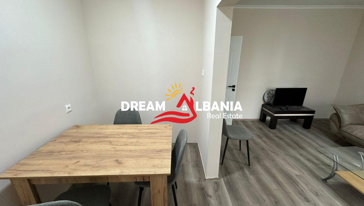 Shitet apartament 1+1 ne bulevardin Bajram Curri prane Deliorgjit (ID 4119467) (6)