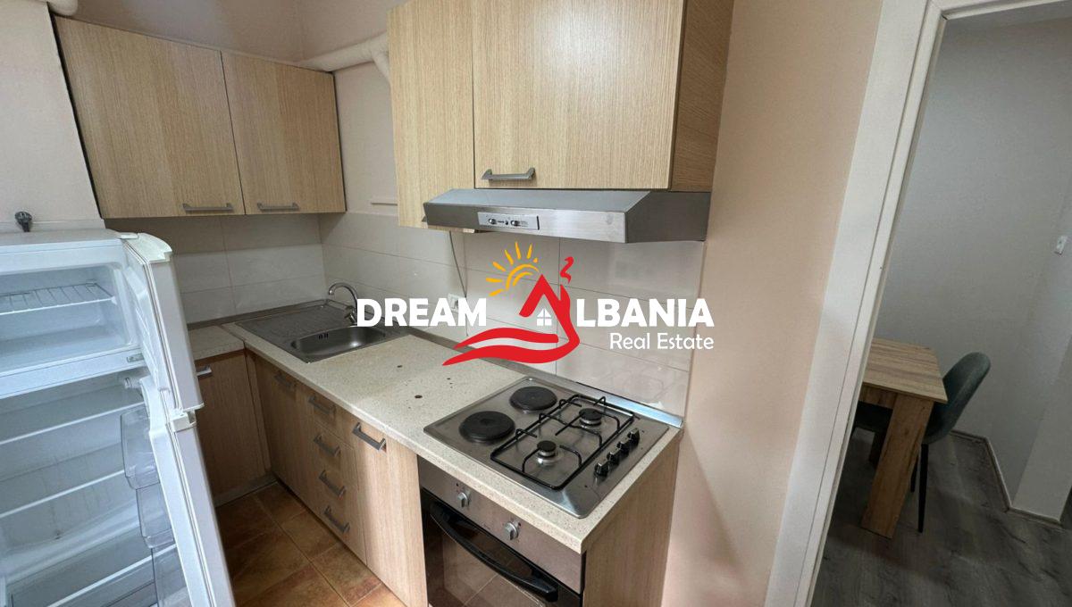 Shitet apartament 1+1 ne bulevardin Bajram Curri prane Deliorgjit (ID 4119467) (7)