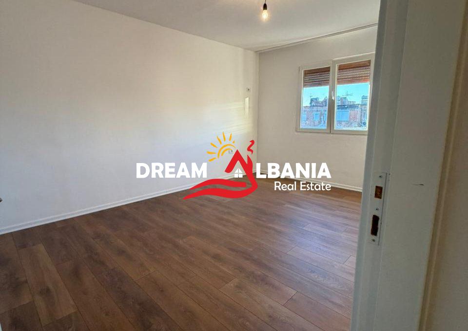 Shitet apartament 1+1 ne rrugen Kongresi i Manastirit, kryqezimi i Oxhakut (ID 4119468) (8)