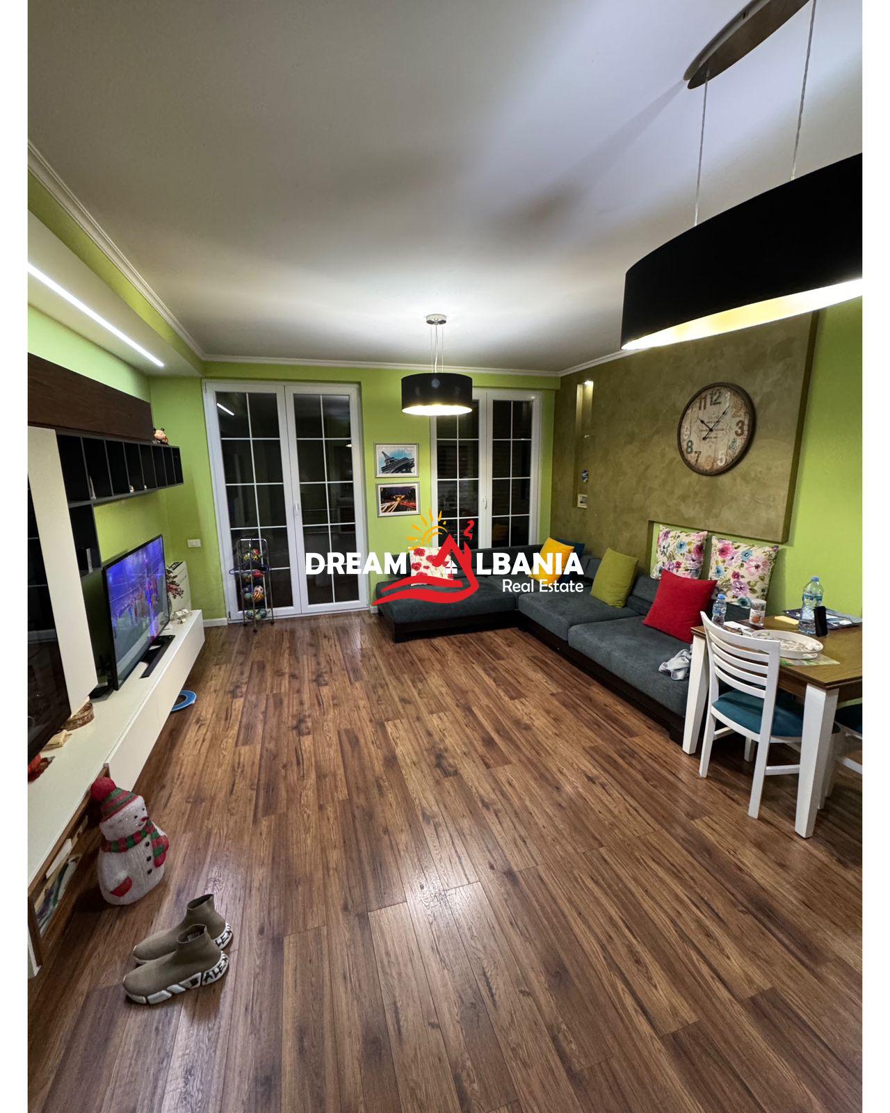 Apartament 2+1+2 Ne Shitje Te Stadiumi Dinamo (ID 41212170)