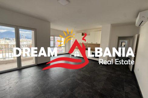 Zogu i zi Aparmtnet (7)