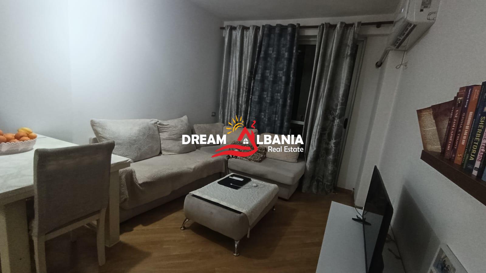 SHITET APARTAMENT 1+1 NË ASTIR – PRANË BAR UNIVERS (ID 41111523)