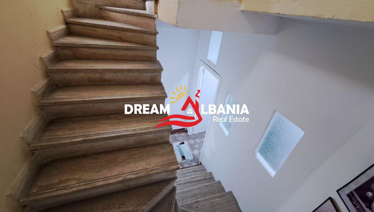 vile ne shitje asim vokshi (2)