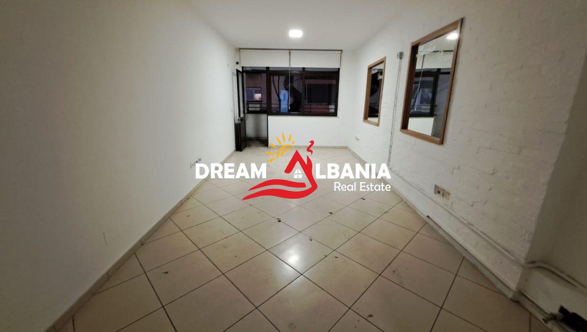 zyre ne shitje myslym shyri (4)