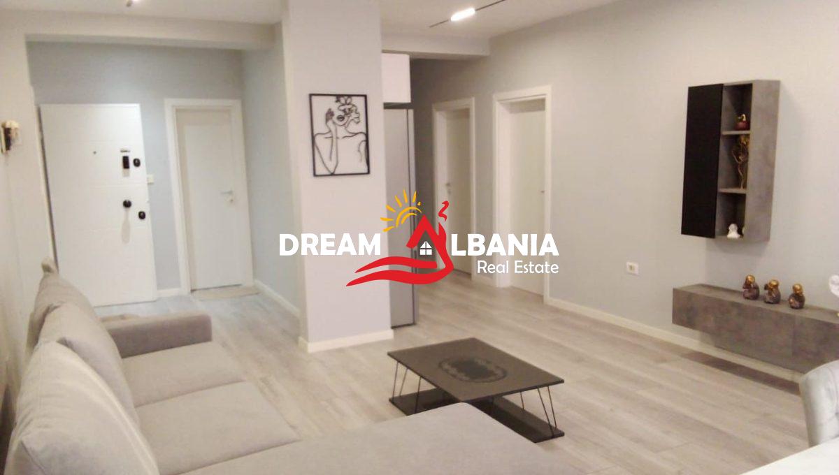 2+1 ne shitje tek 21 dhjetori (4)