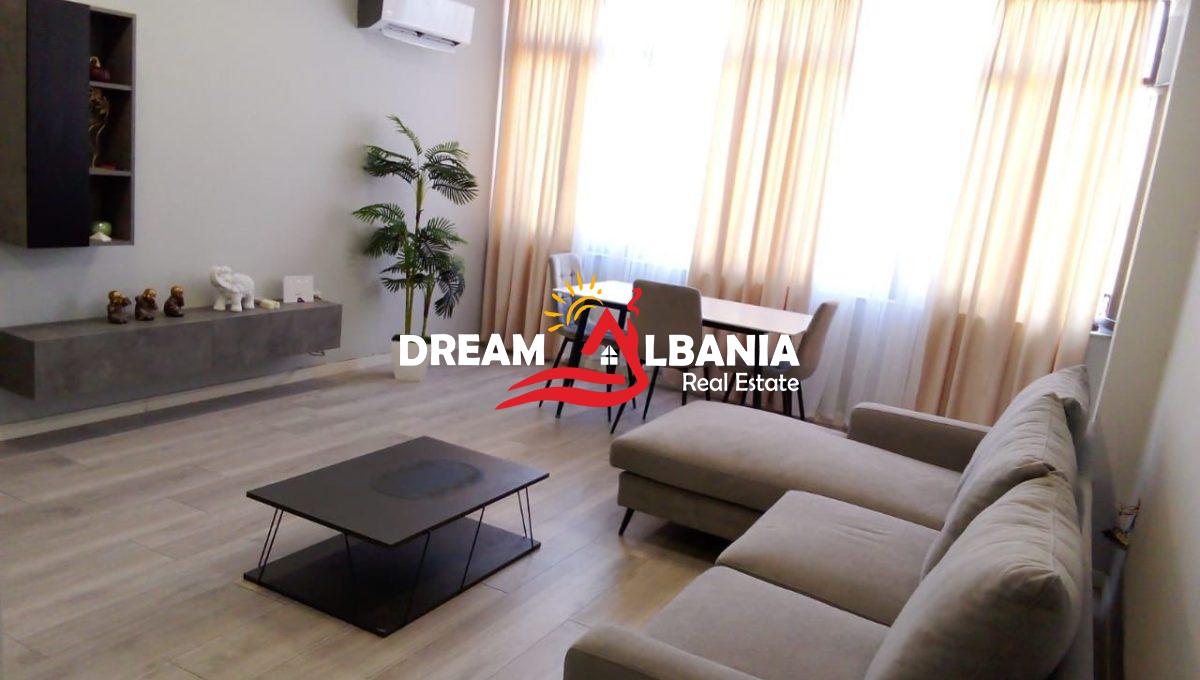 2+1 ne shitje tek 21 dhjetori (6)