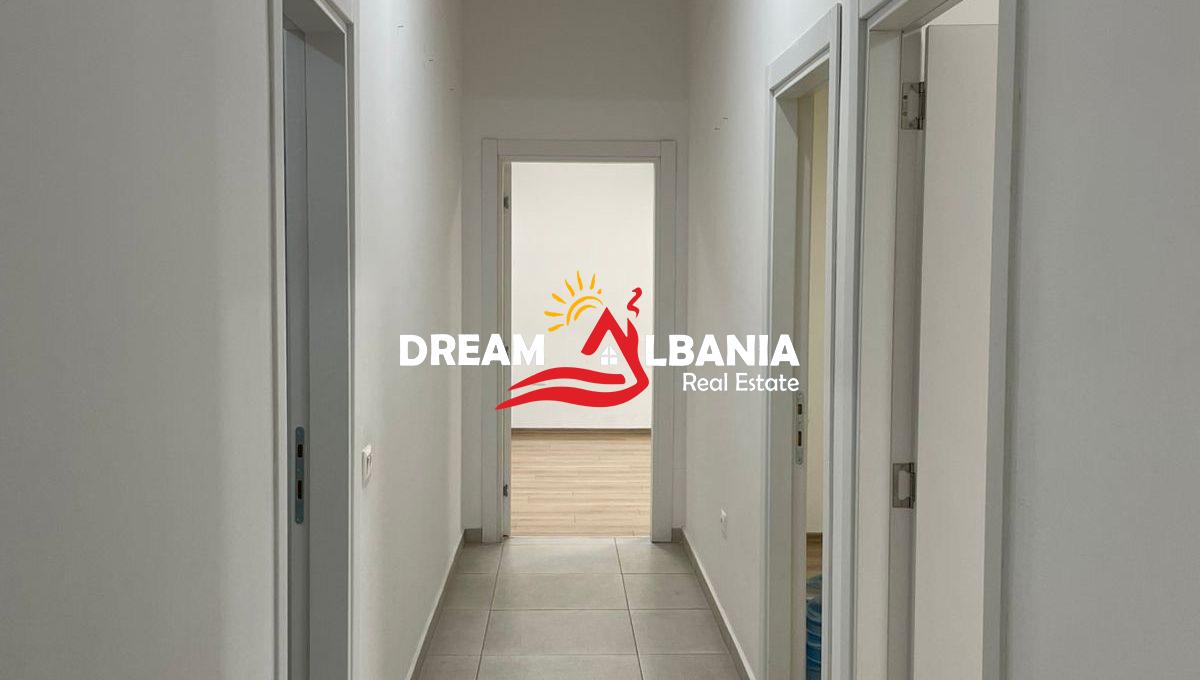 Ambient biznesi me qera square 21 (2)