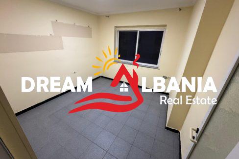 Apartament 3+1 per shitje Tirane (7)