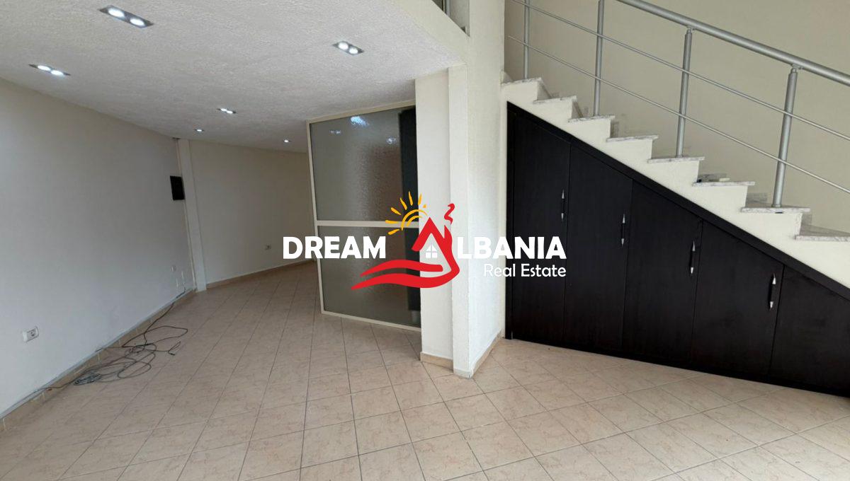 Jepet me qera ambient biznesi Duplex tek Pazari i Ri prane Bolv Oil (ID 42611418)f (7)