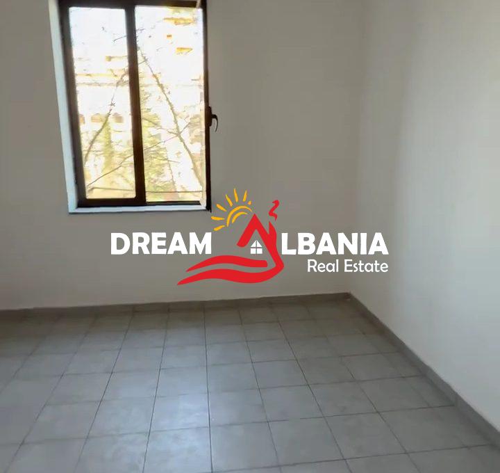 Jepet me qera apartament 1+1 ne Bllok prane Kafe Roma (ID 4219485) (1)