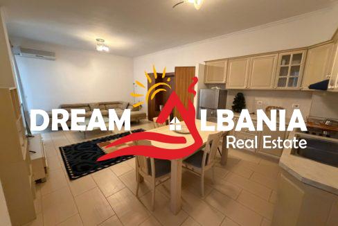 Jepet me qera apartament 2+1 tek Pazari i Ri prane BKT (ID 42215513) (13)