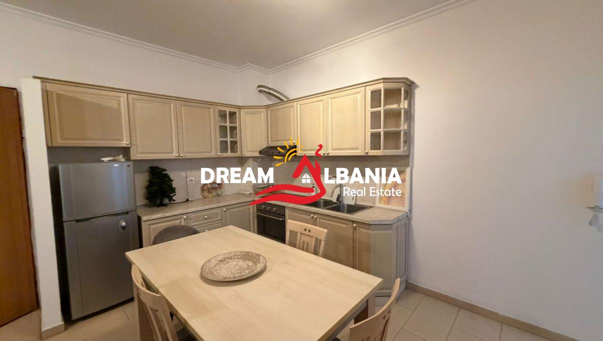 Jepet me qera apartament 2+1 tek Pazari i Ri prane BKT (ID 42215513) (3)