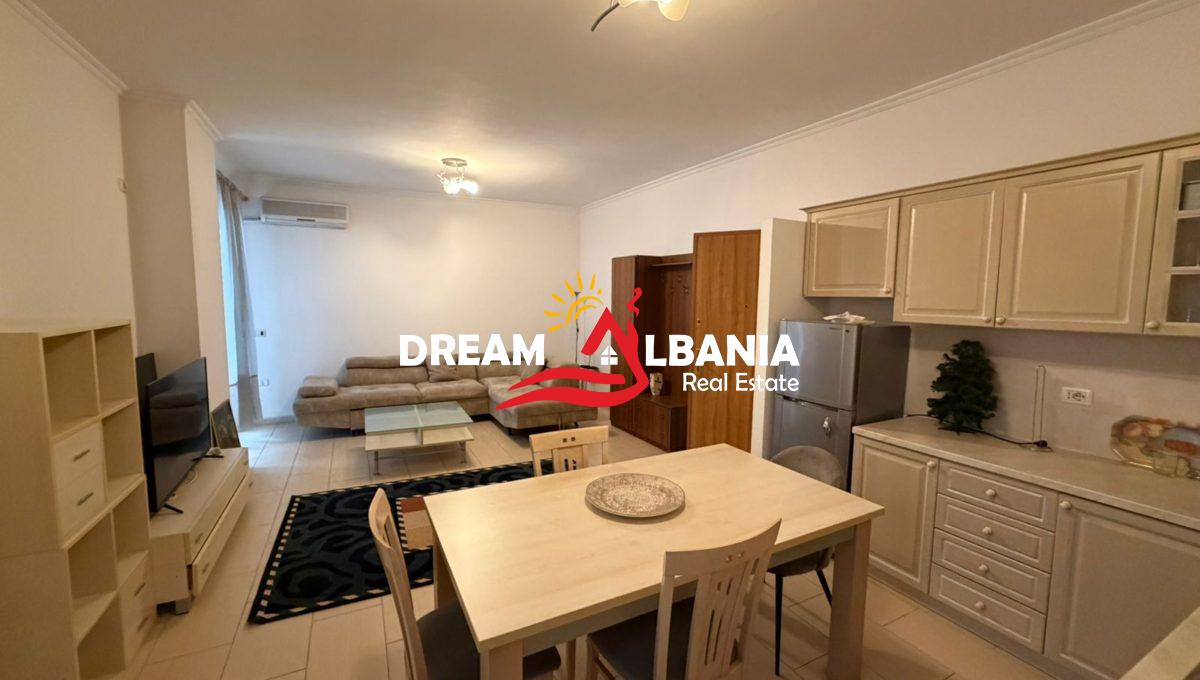 Jepet me qera apartament 2+1 tek Pazari i Ri prane BKT (ID 42215513) (4)