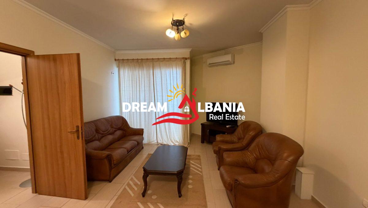 Jepet me qera apartament 2+1 tek Pazari i Ri prane BKT (ID 42215514) (5)