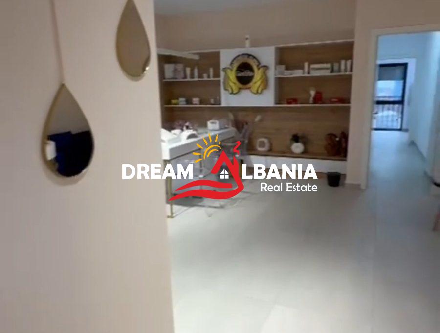 Shitet apartament 3+1+2 ne Rrugen e Dibres prane Vila Gold (ID 4131492) (2)