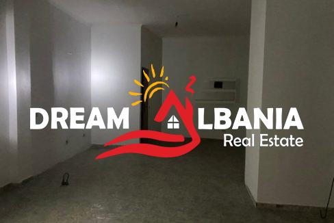 Dyqan per shitje Tirane (4)