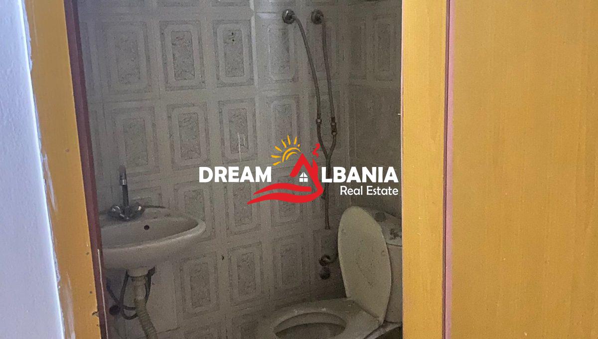 Dyqan per shitje Tirane (5)