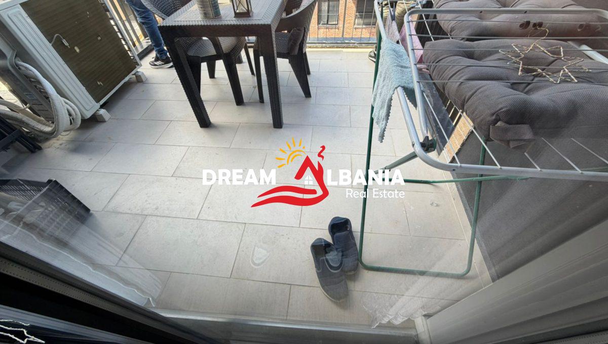 Jepet me qera 2+1+2 dhe parking i perfshire tek Kodra e Diellit 2 (ID 42215517) (2)