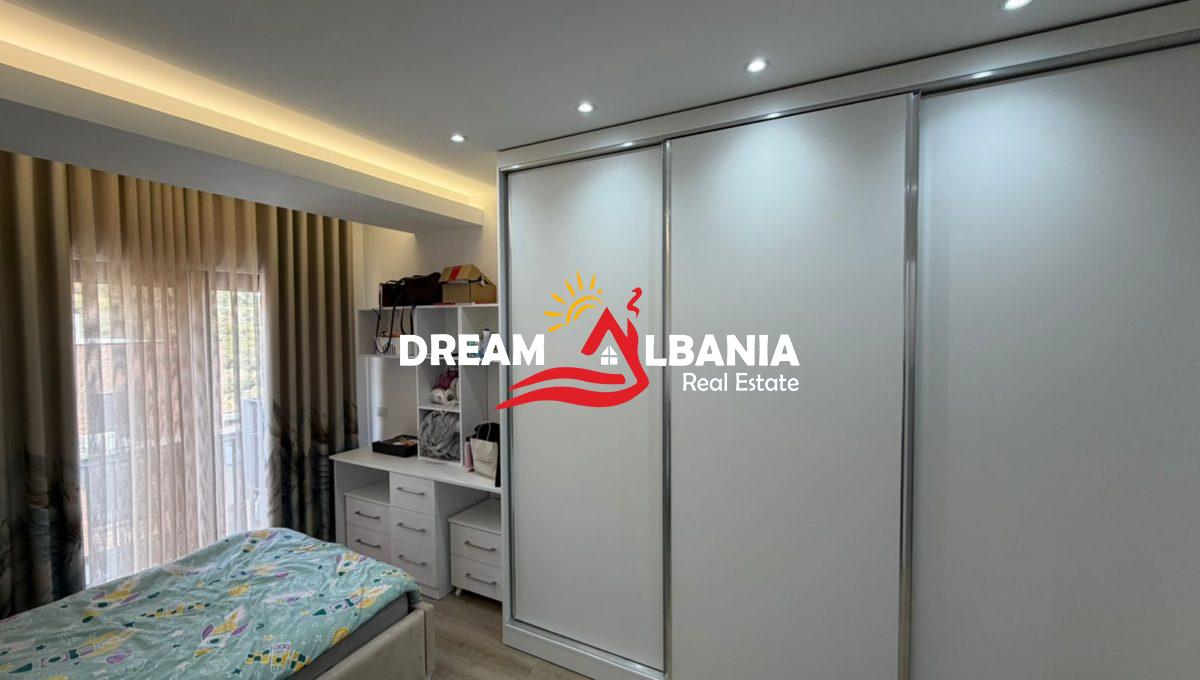 Jepet me qera 2+1+2 dhe parking i perfshire tek Kodra e Diellit 2 (ID 42215517) (6)