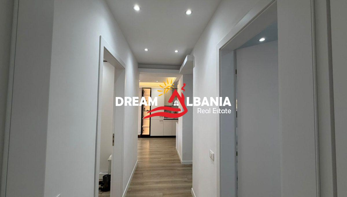 Jepet me qera 2+1+2 dhe parking i perfshire tek Kodra e Diellit 2 (ID 42215517) (9)